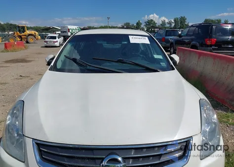 2010 Nissan Altima Hybrid z USA, uszkodzony, nr VIN 1N4CL2AP4AC119218